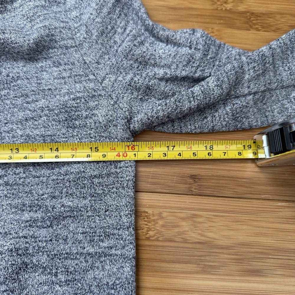 Abercrombie Fitch Gray Logo Sweater XS Red Spellout Long Sleeve Soft Top‎ - Picture 3 of 5